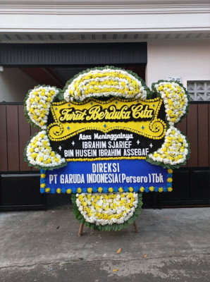 Papan Bunga Duka di Pulau Panjang